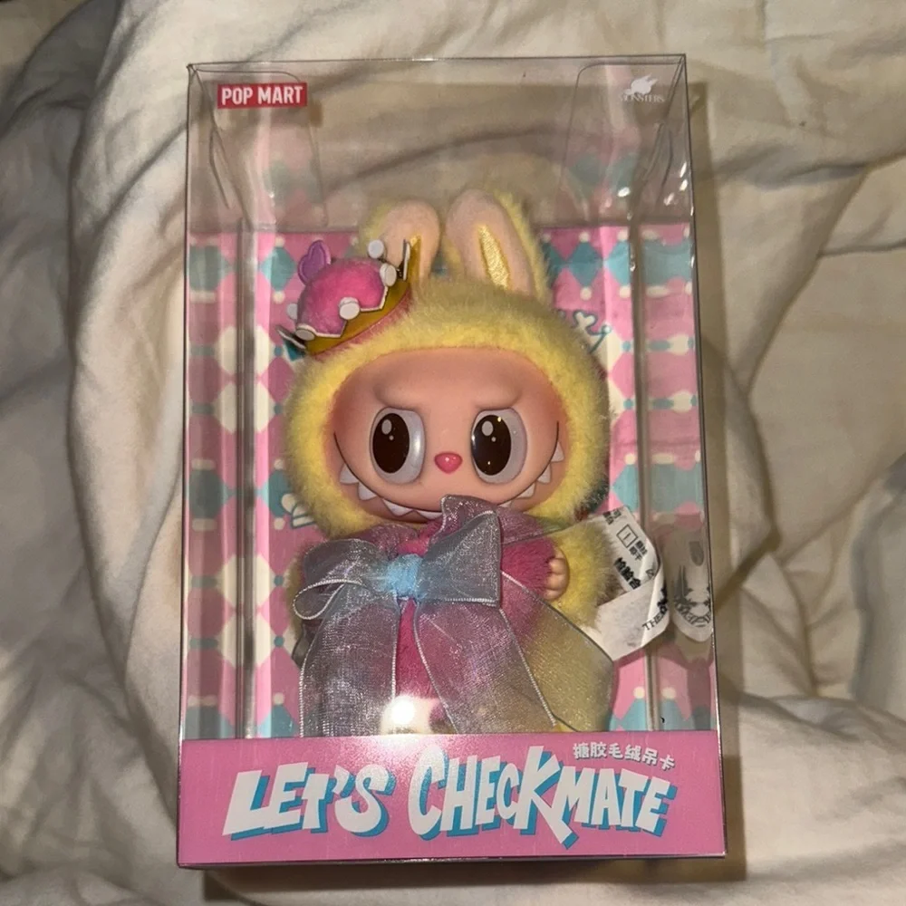 LABUBU POP MART CHECKMATE - Picture 2 of 12